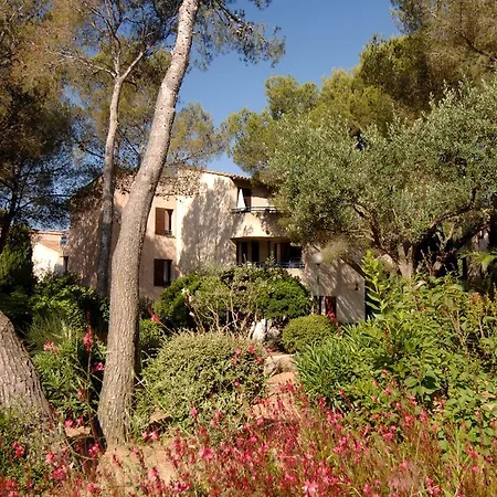 Odalys Les Mimosas Hotel apartamentowy