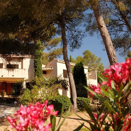Odalys Les Mimosas Appart hôtel 3*